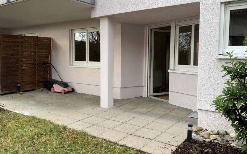 2-Zi-EG-Wohnung mit kleinem Garten / TG-Stellplatz inklusive / ruhige Lage