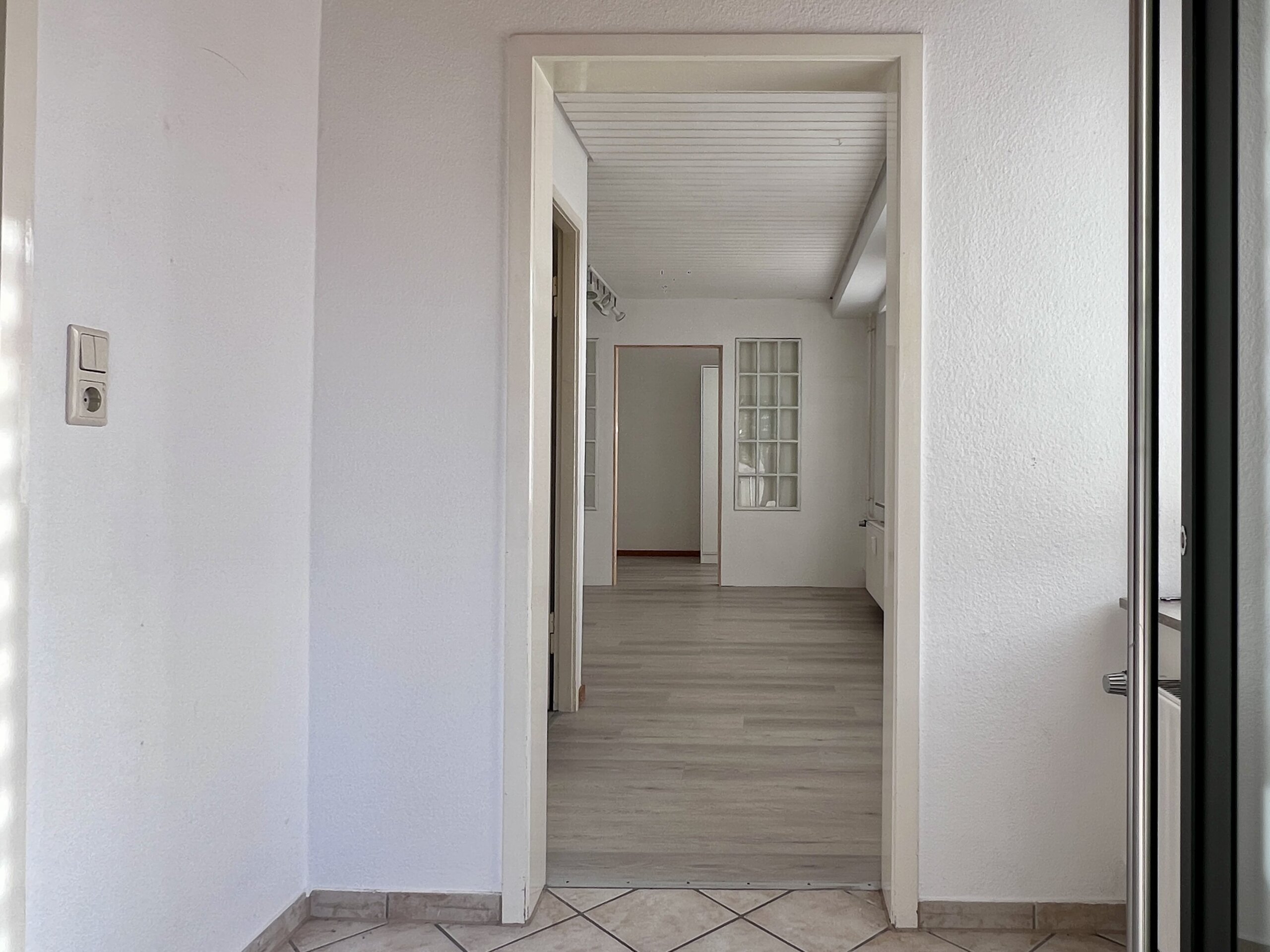 Einliegerwohnung Blick vom Eingang