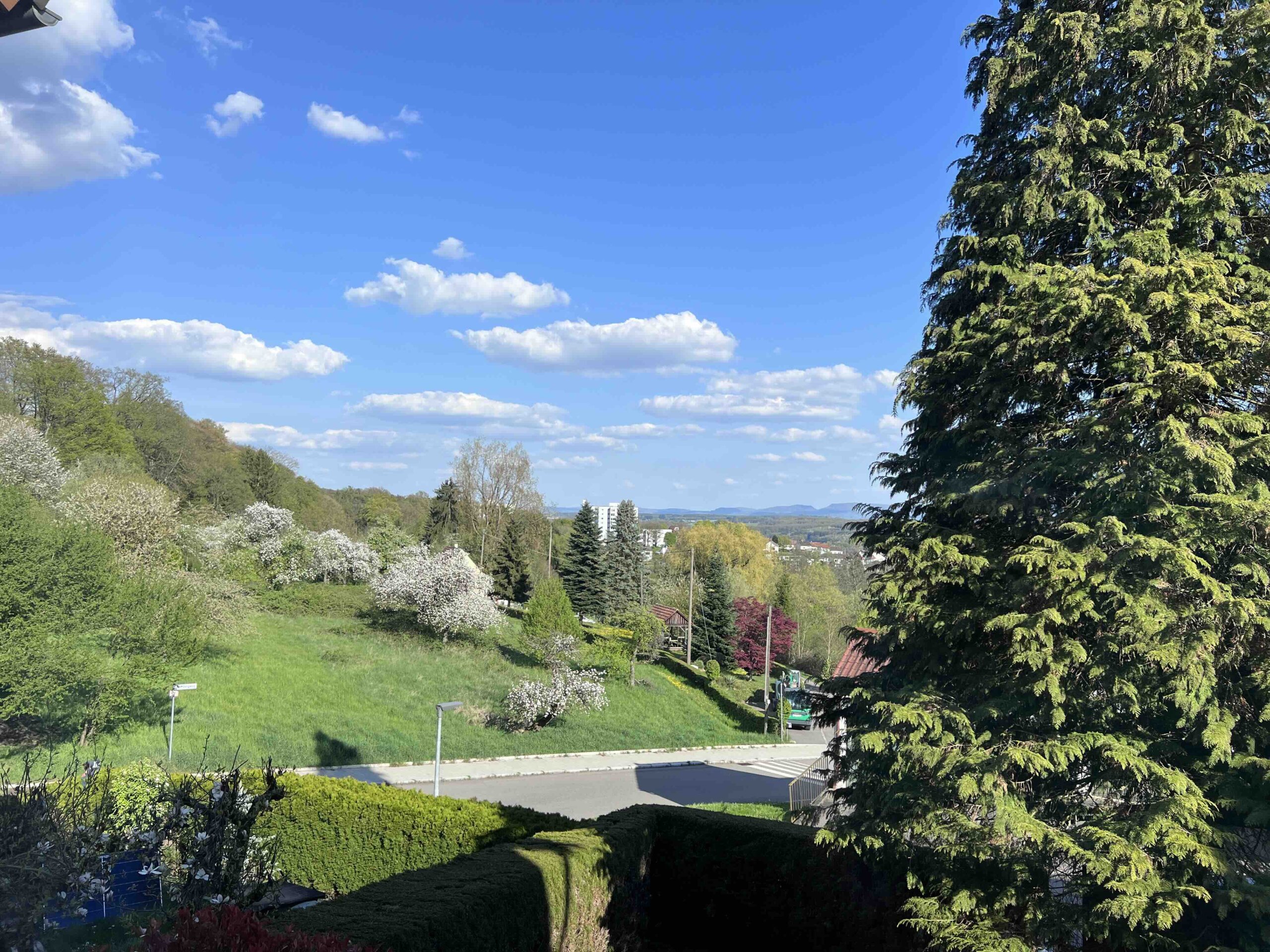 Herrlich ruhige Aussichtslage