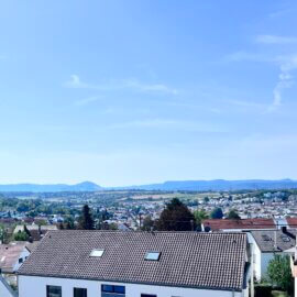 Phantastischer Fernblick zur Schwäbischen Alb
