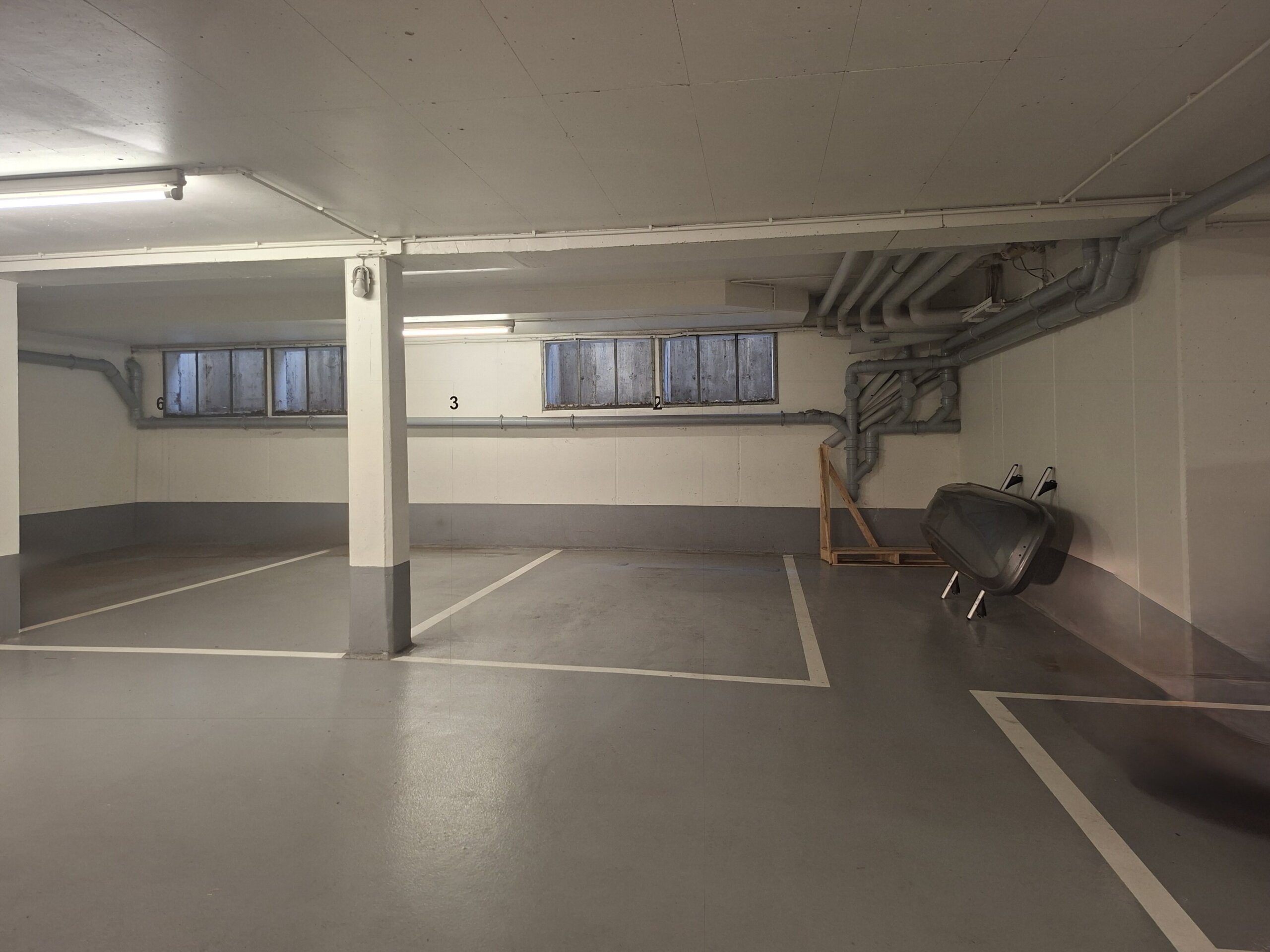 Tiefgaragenstellplatz