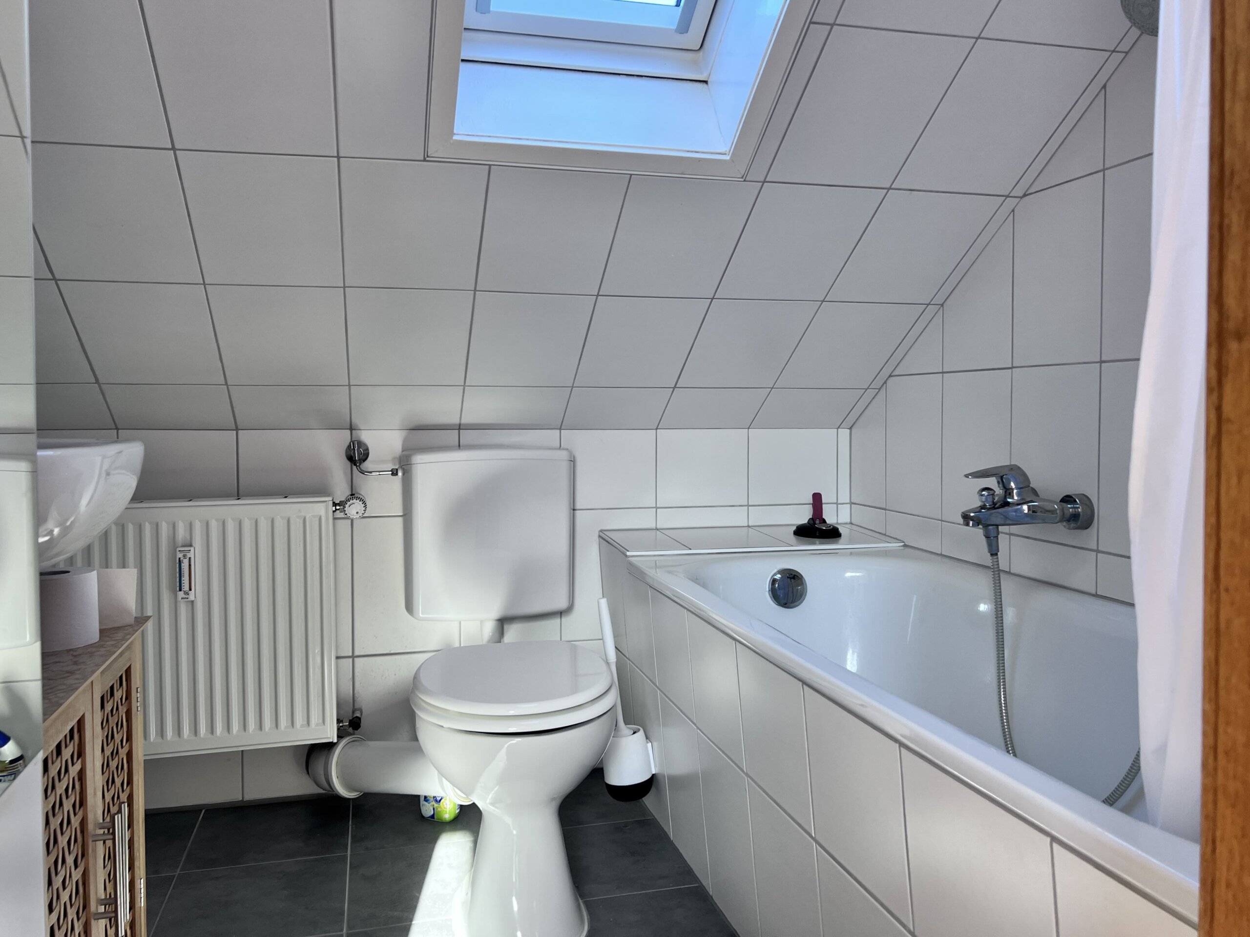 Badezimmer mit Wanne