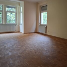 Das Wohnzimmer mit Erker