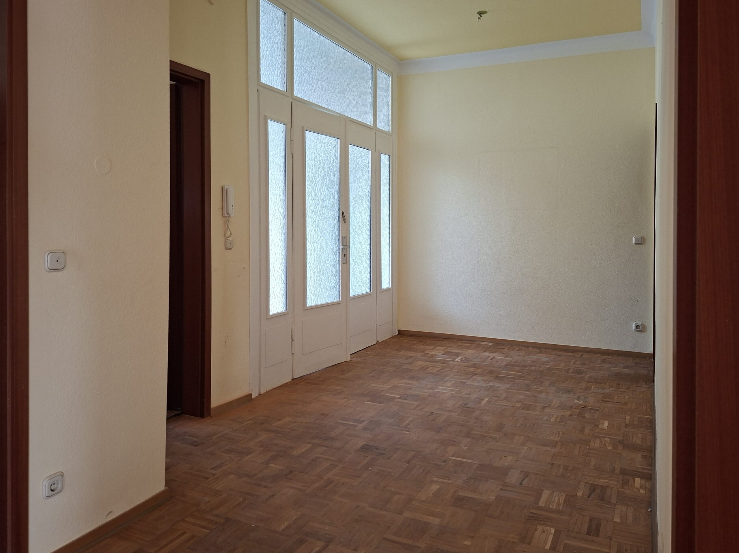 Eingangstüreelement
