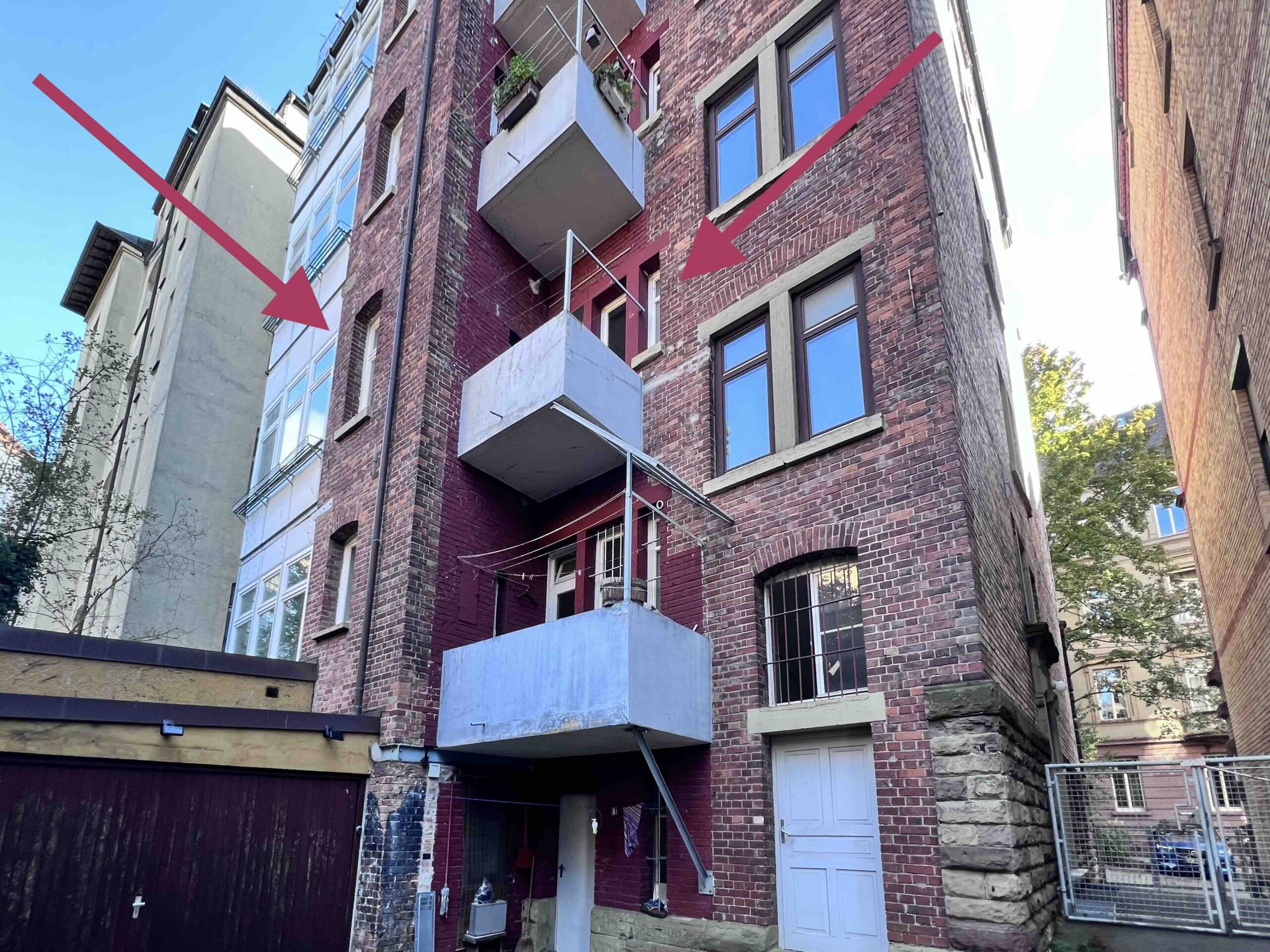 Straßenabgewandte Seite